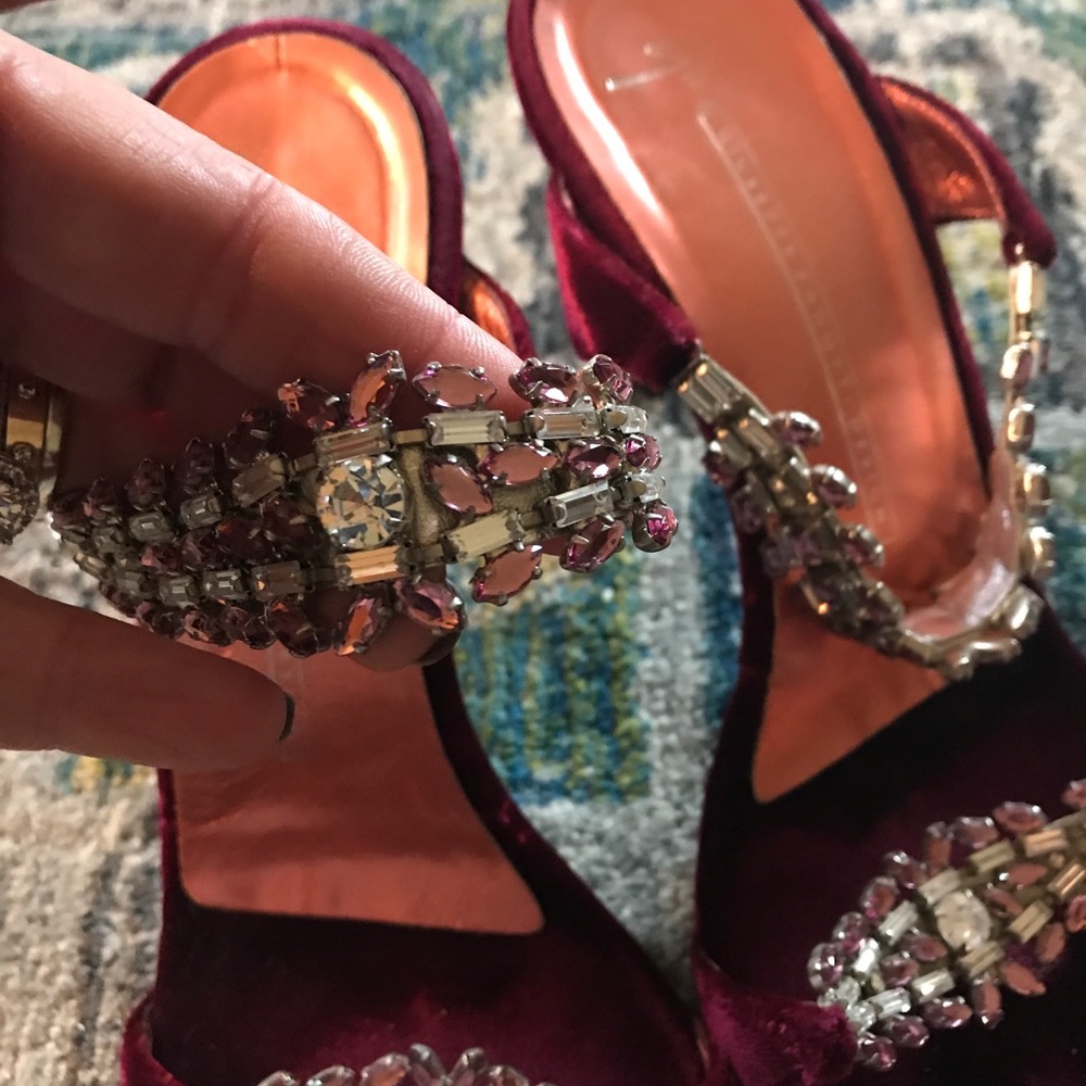 Vintage Giuseppe Zanotti Ruby Velvet Jeweled Sand… - image 5